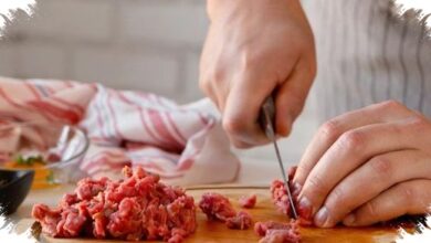 Bukan Sabun, Ini 4 Bahan Dapur yang Lebih Ampuh Hilangkan Bau Kambing di Tangan