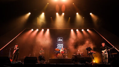Antrean Mengular Sejak Sore di Java Jazz, Wave To Earth Penuhi Teh Botol Hall Hingga Padat