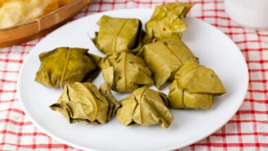 Bukan Sekadar Pembungkus, 7 Daun Ini Punya Aroma, Fungsi, dan Karakter Khusus untuk Masakan