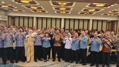 STEKOM Perkuat Jembatan Kampus Dan Industri Lewat MoU APINDO Jawa Tengah