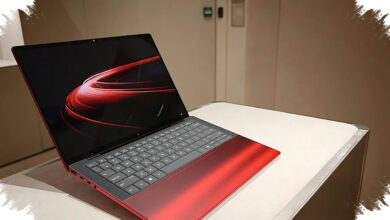 Laptop Ferrari Ini Tampil Seperti Koleksi Mewah, Bagian Bawah Transparannya Membuka Isi Mesin