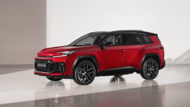 Toyota RAV4 GR Sport PHEV 2026 Bukan Cuma Lebih Agresif, Harga dan Fungsinya Sama-Sama Menarik