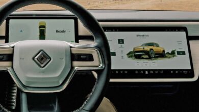 Rivian Menutup Pintu Untuk Android Auto Dan CarPlay, Memilih Jalur AI Internal yang Berisiko