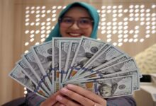 Geopolitik Timur Tengah Memanas, Dolar Makin Perkasa dan Rupiah Terancam Tembus Rp18.000